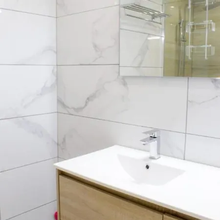 Appartamento Maison Familiale Avec Piscine Residentielle *