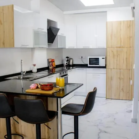 Appartamento Maison Familiale Avec Piscine Residentielle *
